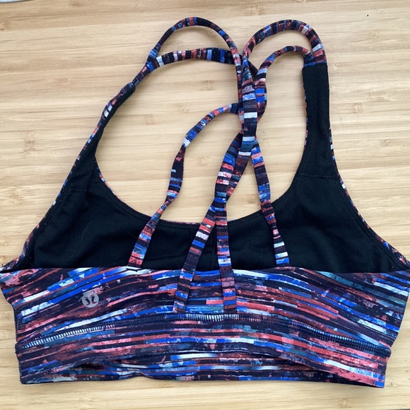 Lululemon Energy Bra - Picture 3 of 5